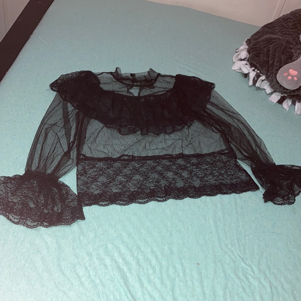 Lace black blouse L